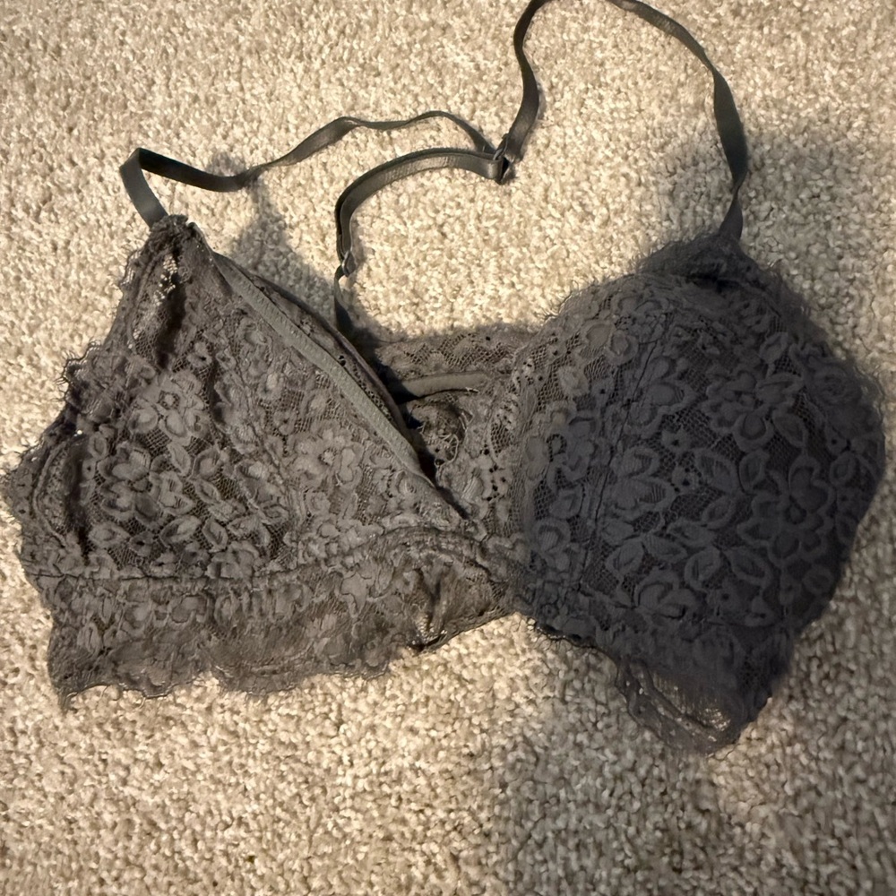 Lace Bralette in Gray